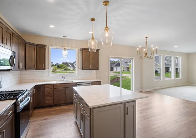 Photo 2 of Single family home for sale at 8082 180th Street W, Lakeville, MN 55044 | MLS# 7037113 | Listing updated on 2026-09-11
