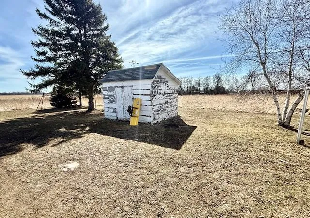 Photo 4 of Sale Pending at 475 E Csah 10, Vesta, MN 56292 | MLS# 7041331 | Listing updated on 2026-10-16