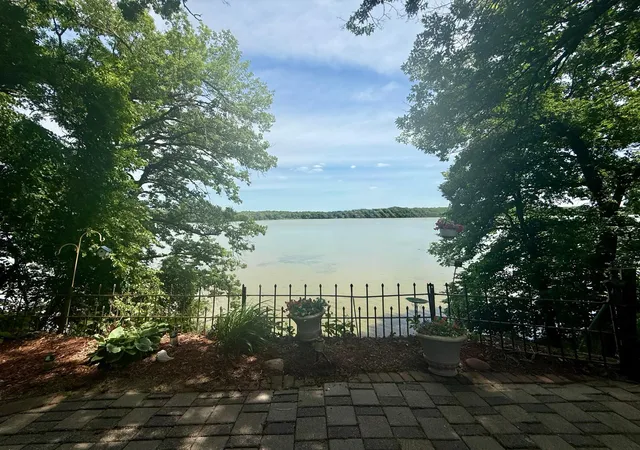Photo 3 of Sale Pending at 1907 S Shore Dr, Albert Lea, MN 56007 | MLS# 7042294 | Listing updated on 2026-09-10