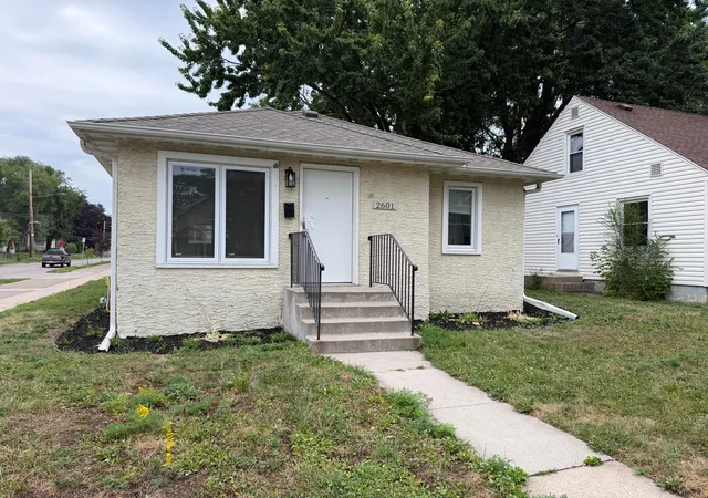 Photo 1 of Single family home for sale at 2601 Girard Ave N, Minneapolis, MN 55411 | MLS# 7043355 | Listing updated on 2026-09-14
