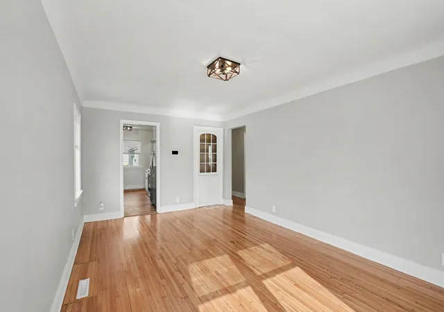 Photo 3 of Single family home for sale at 2601 Girard Ave N, Minneapolis, MN 55411 | MLS# 7043355 | Listing updated on 2026-09-14