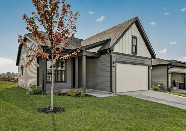 Photo 1 of Single family home for sale at 2605 Switchgrass Ct Nw, Rochester, MN 55901 | MLS# 7043653 | Listing updated on 2026-09-11