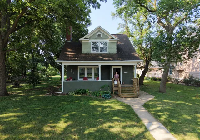 Photo 2 of Single family home for sale at 361 Emory St, Tracy, MN 56175 | MLS# 7044114 | Listing updated on 2026-09-14