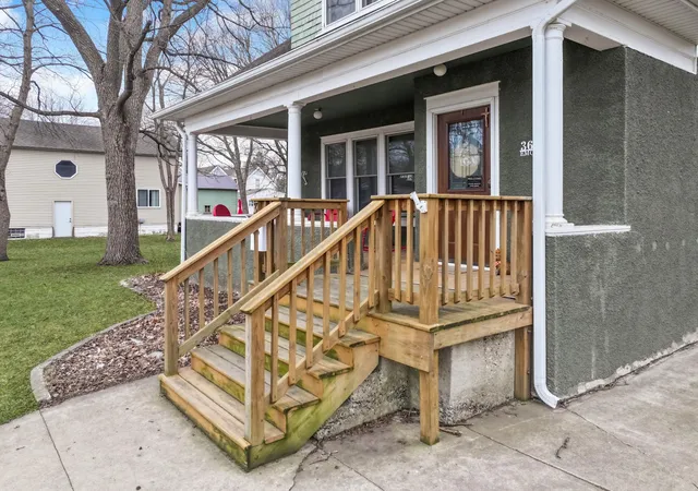 Photo 3 of Single family home for sale at 361 Emory St, Tracy, MN 56175 | MLS# 7044114 | Listing updated on 2026-09-14