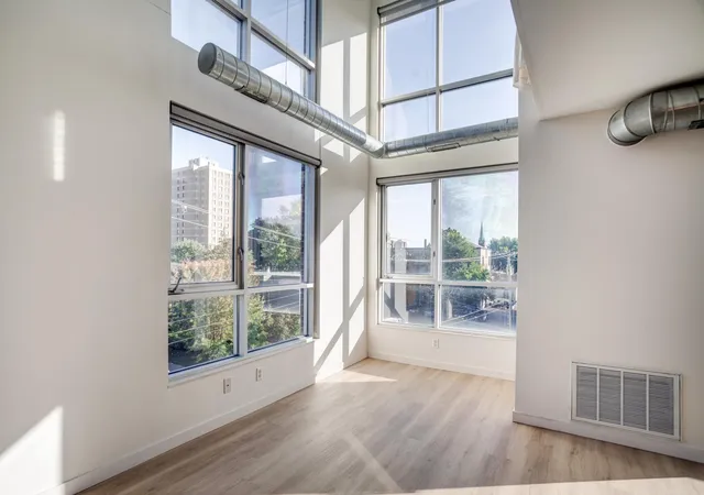 Photo 3 of Condo for sale at 1829 3rd Avenue S #203, Minneapolis, MN 55404 | MLS# 7045507 | Listing updated on 2026-09-15