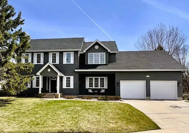Photo 1 of Single family home for sale at 2112 Alice Ln Sw, Rochester, MN 55902 | MLS# 7048943 | Listing updated on 2026-09-14