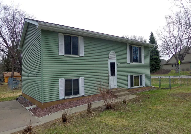 Photo 2 of Single family home for sale at 5347 Portland Ave, Saint Paul, MN 55110 | MLS# 7050078 | Listing updated on 2026-09-30