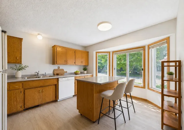 Photo 3 of Single family home for sale at 14264 Glencove Path, Saint Paul, MN 55124 | MLS# 7051247 | Listing updated on 2026-09-15