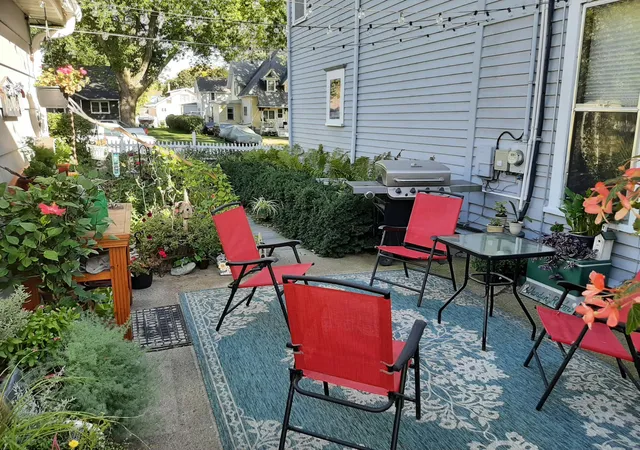 Photo 4 of Single family home for sale at 125 E 2nd Street, Blue Earth, MN 56013 | MLS# 7051481 | Listing updated on 2026-09-15