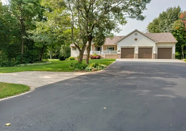 Photo 3 of Single family home for sale at 1966 Liberty Rd Ne, Alexandria, MN 56308 | MLS# 7053353 | Listing updated on 2026-09-10
