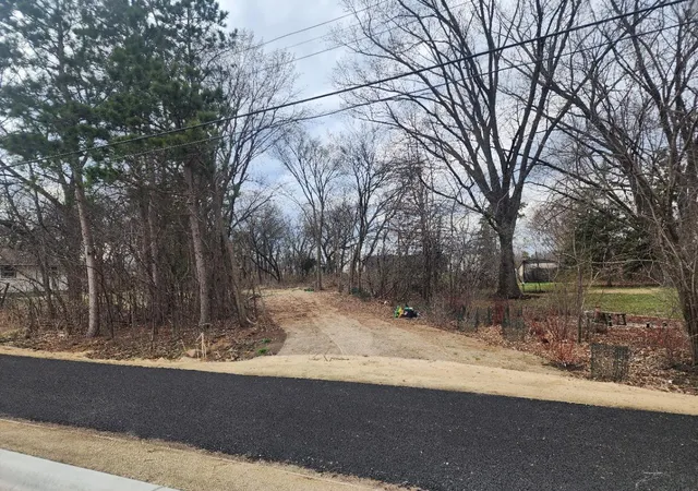 Photo 1 of Land for sale at Tbd Eldridge Ave E, Saint Paul, MN 55109 | MLS# 7053516 | Listing updated on 2026-09-12
