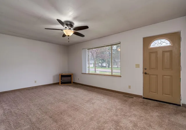 Photo 3 of Multi family home for sale at 117 Jay St, Le Sueur, MN 56058 | MLS# 7054151 | Listing updated on 2026-09-15