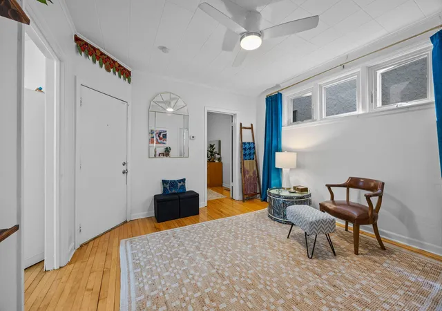 Listing Photo 2 - Condo for sale in building located at 441 Vw St, Saint Paul, MN 55102