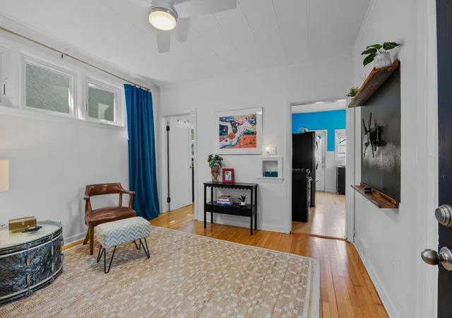 Listing Photo 3 - Condo for sale in building located at 441 Vw St, Saint Paul, MN 55102