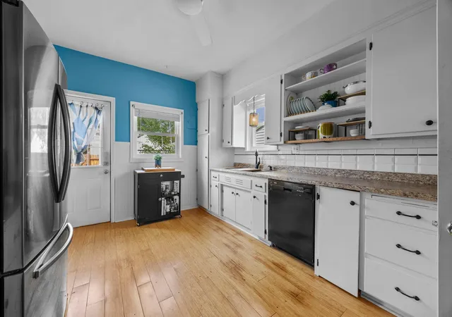 Listing Photo 4 - Condo for sale in building located at 441 Vw St, Saint Paul, MN 55102