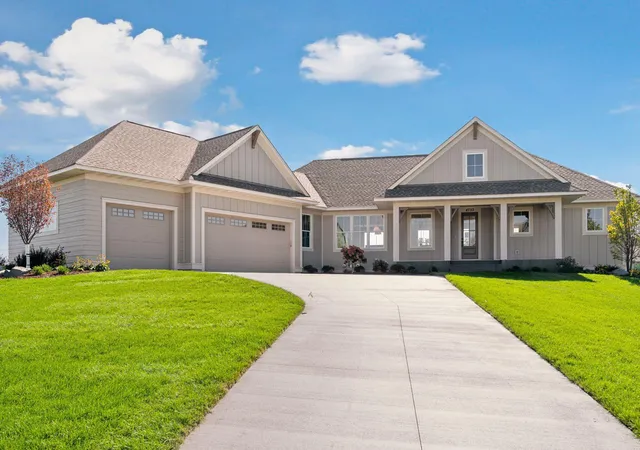 Single family home for sale at 4733 Ogden Trl Ln N, Stillwater, MN 55082 | MLS# 7054843 | Listing updated on 2026-09-12