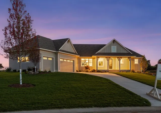 Photo 2 of Single family home for sale at 4733 Ogden Trl Ln N, Stillwater, MN 55082 | MLS# 7054843 | Listing updated on 2026-09-12