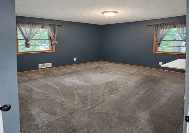 Photo 4 of Single family home for sale at 7516 Arthur St NE, Minneapolis, MN 55432 | MLS# 7055884 | Listing updated on 2026-09-15