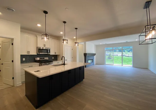 Photo 3 of Single family home for sale at 13788 Hollybrook Cir, Saint Paul, MN 55124 | MLS# 7055907 | Listing updated on 2026-09-19