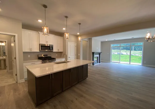 Photo 3 of Single family home for sale at 13792 Hollybrook Cir, Saint Paul, MN 55124 | MLS# 7055936 | Listing updated on 2026-09-19