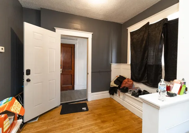 Photo 2 of House for sale at 794 Case Ave, Saint Paul, MN 55106 | MLS# 7056541 | Listing updated on 2026-09-15