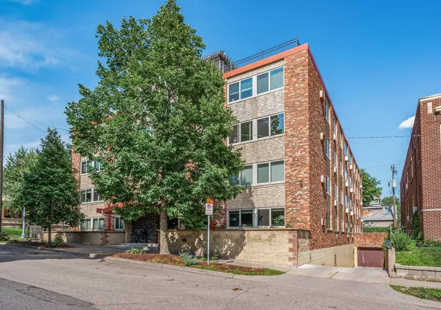 Photo 2 of Condo for sale at 1901 Emerson Ave S #303, Minneapolis, MN 55403 | MLS# 7056860 | Listing updated on 2026-09-11
