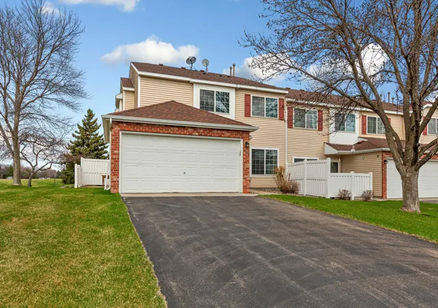 Photo 3 of Single family home for sale at 6413 158th Street W, Saint Paul, MN 55124 | MLS# 7057170 | Listing updated on 2026-09-09