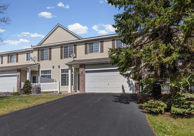 Photo 4 of Sale Pending at 17868 96th Avenue N, Maple Grove, MN 55311 | MLS# 7057380 | Listing updated on 2026-09-14