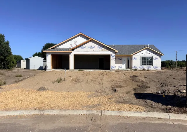 Photo 1 of Single family home for sale at 656 Daisy Ct, Lake Crystal, MN 56055 | MLS# 7058172 | Listing updated on 2026-09-15