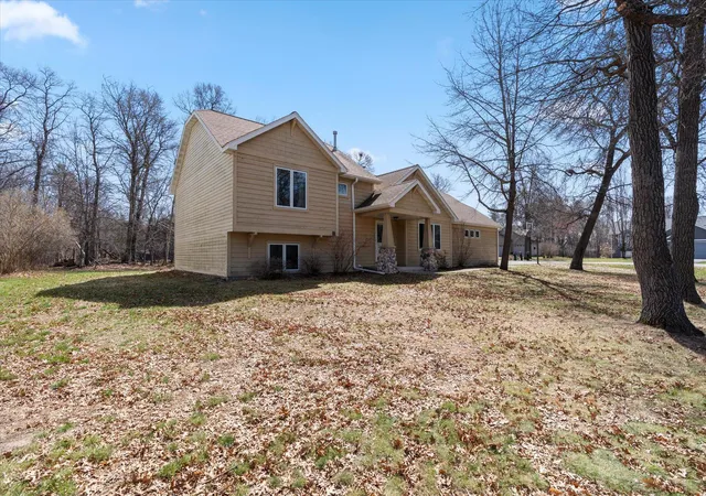 Photo 1 of Single family home for sale at 13910 Cherrywood Dr, Baxter, MN 56425 | MLS# 7060623 | Listing updated on 2026-09-10