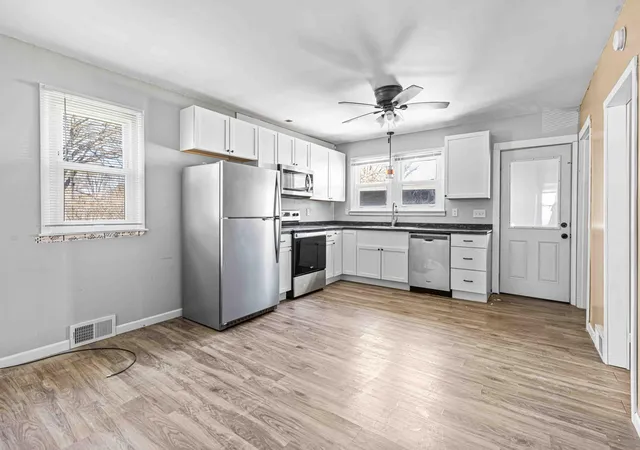 Photo 4 of Single family home for sale at 713 13th Street N, Moorhead, MN 56560 | MLS# 7061833 | Listing updated on 2026-09-13