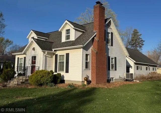 Photo 2 of Single family home for sale at 308 Pine St, Pepin, WI 54759 | MLS# 7062892 | Listing updated on 2026-09-12