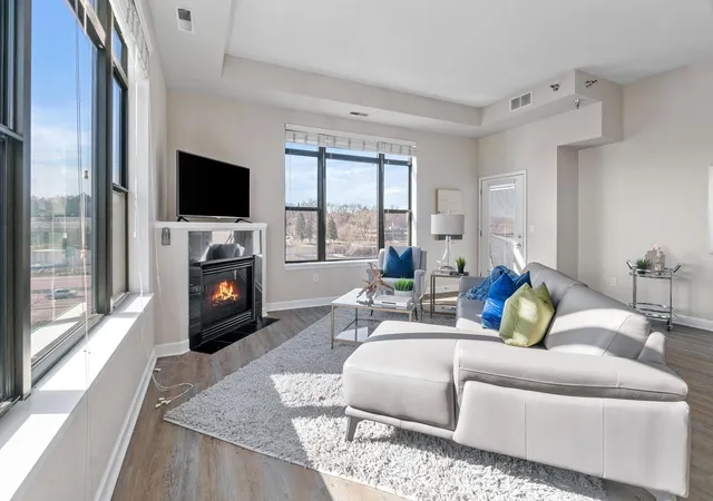 Photo 3 of Condo for sale at 1155 Ford Rd #314, Minneapolis, MN 55426 | MLS# 7063061 | Listing updated on 2026-09-15