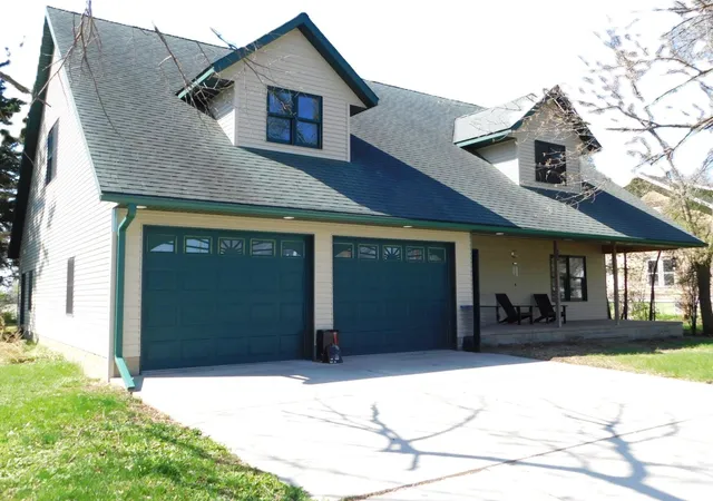Photo 2 of Single family home for sale at 79 1st Avenue S, Wood Lake, MN 56297 | MLS# 7063984 | Listing updated on 2026-09-14