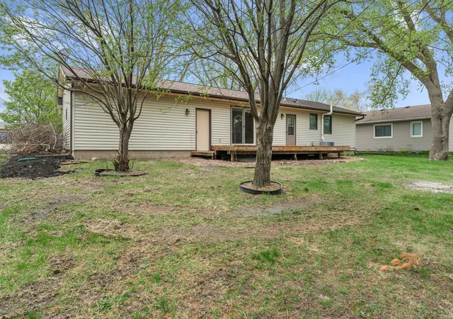 Photo 3 of Single family home for sale at 349 13th Street SW, Owatonna, MN 55060 | MLS# 7064334 | Listing updated on 2026-09-10