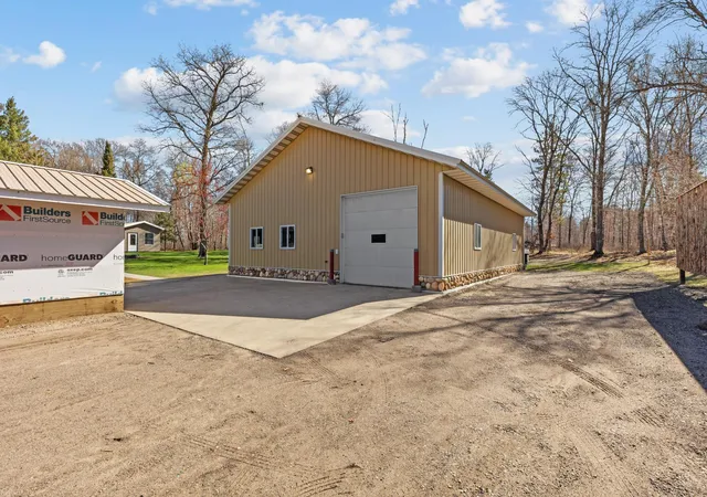 Photo 3 of Single family home for sale at 18938 Maryville Rd, Brainerd, MN 56401 | MLS# 7065384 | Listing updated on 2026-10-05