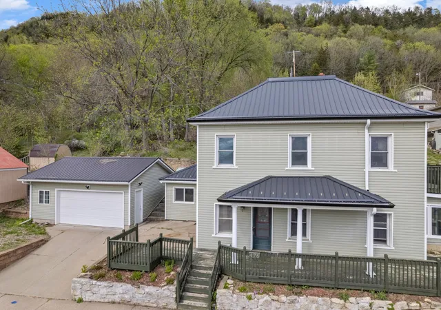 Photo 1 of Sale Pending at 476 S Main St, Fountain City, WI 54629 | MLS# 7065958 | Listing updated on 2026-09-25