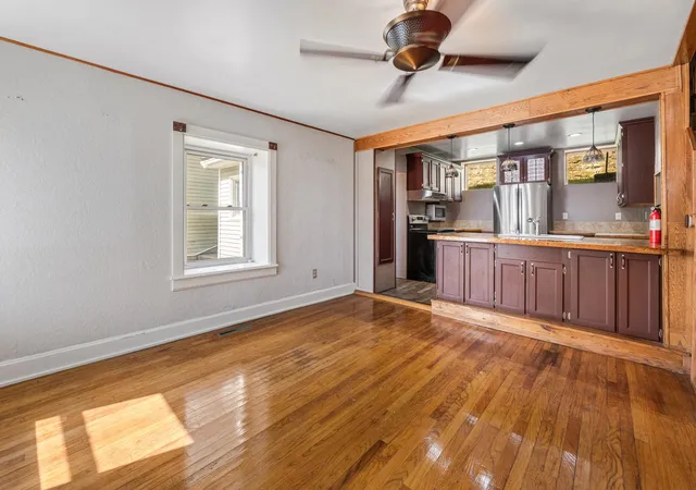 Photo 4 of Sale Pending at 476 S Main St, Fountain City, WI 54629 | MLS# 7065958 | Listing updated on 2026-09-25