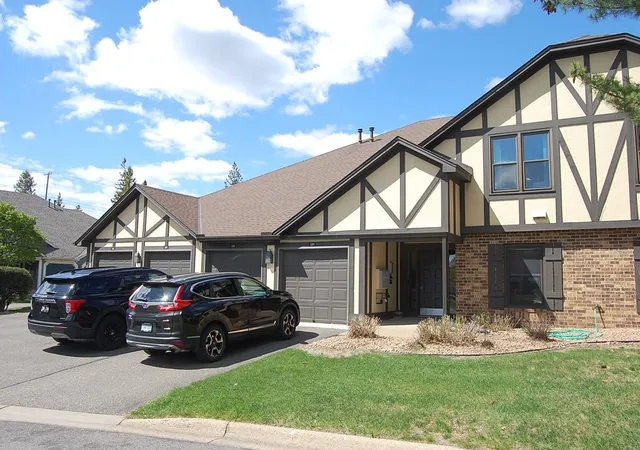 Photo 2 of Condo for sale at 5201 Balmoral Ln, Minneapolis, MN 55437 | MLS# 7066314 | Listing updated on 2026-09-11