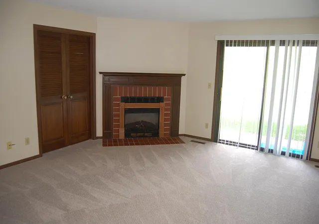 Photo 3 of Condo for sale at 5201 Balmoral Ln, Minneapolis, MN 55437 | MLS# 7066314 | Listing updated on 2026-09-11