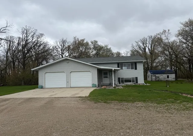 Photo 2 of Single family home for sale at 37488 320th Street, Roseau, MN 56751 | MLS# 7066542 | Listing updated on 2026-09-15