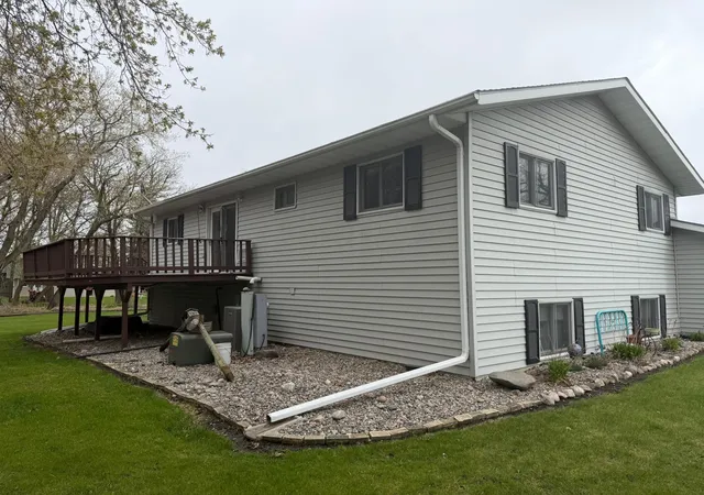 Photo 3 of Single family home for sale at 37488 320th Street, Roseau, MN 56751 | MLS# 7066542 | Listing updated on 2026-09-15