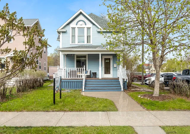 Photo 2 of Single family home for sale at 203 8th Street S, Fargo, ND 58103 | MLS# 7068035 | Listing updated on 2026-09-14