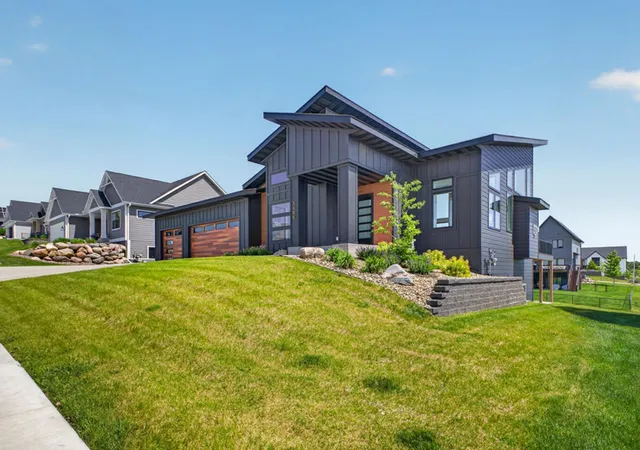 Photo 1 of Single family home for sale at 3105 Century Ridge Rd Ne, Rochester, MN 55906 | MLS# 7068247 | Listing updated on 2026-09-15