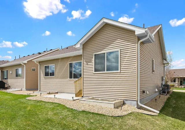 Photo 3 of Single family home for sale at 6023 Iris Ln, Rockford, MN 55373 | MLS# 7068577 | Listing updated on 2026-09-14