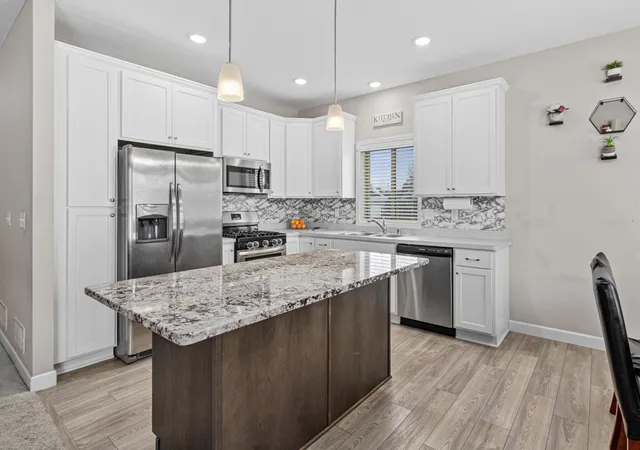Photo 4 of Single family home for sale at 6023 Iris Ln, Rockford, MN 55373 | MLS# 7068577 | Listing updated on 2026-09-14