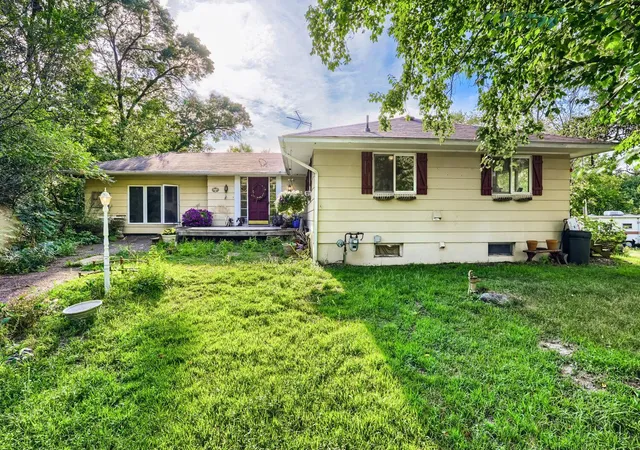 Photo 1 of Sale Pending at 37082 Falcon Ave, North Branch, MN 55056 | MLS# 7068839 | Listing updated on 2026-09-14