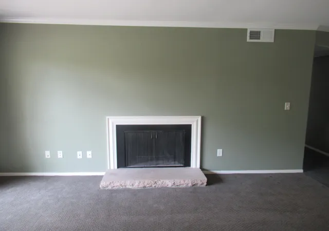 Photo 3 of Condo for sale at 4120 Parklawn Ave #135, Minneapolis, MN 55435 | MLS# 7069118 | Listing updated on 2026-09-11