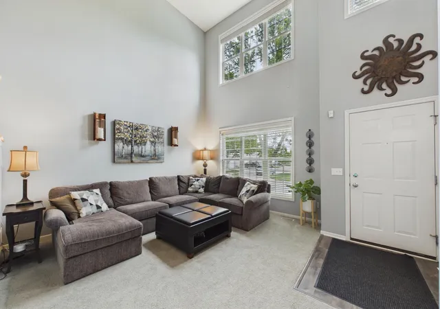 Photo 3 of Single family home for sale at 9728 Belmont Ln, Eden Prairie, MN 55347 | MLS# 7069219 | Listing updated on 2026-09-15