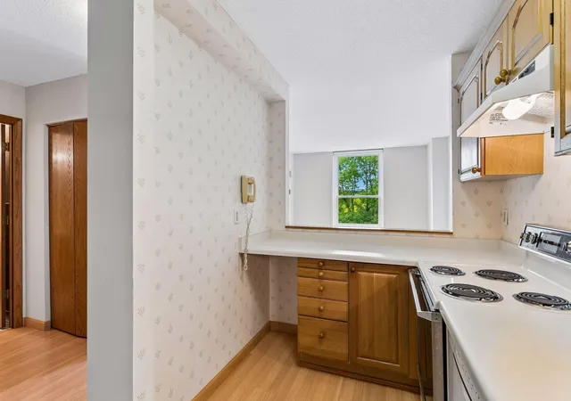 Photo 3 of Condo for sale at 1425 W 28th Street #315, Minneapolis, MN 55408 | MLS# 7069827 | Listing updated on 2026-09-11